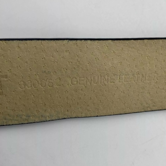 NINE WEST Women’s Black Leather Belt w/ Square Nickel Buckle +/- 46 Inches - Picture 4 of 9